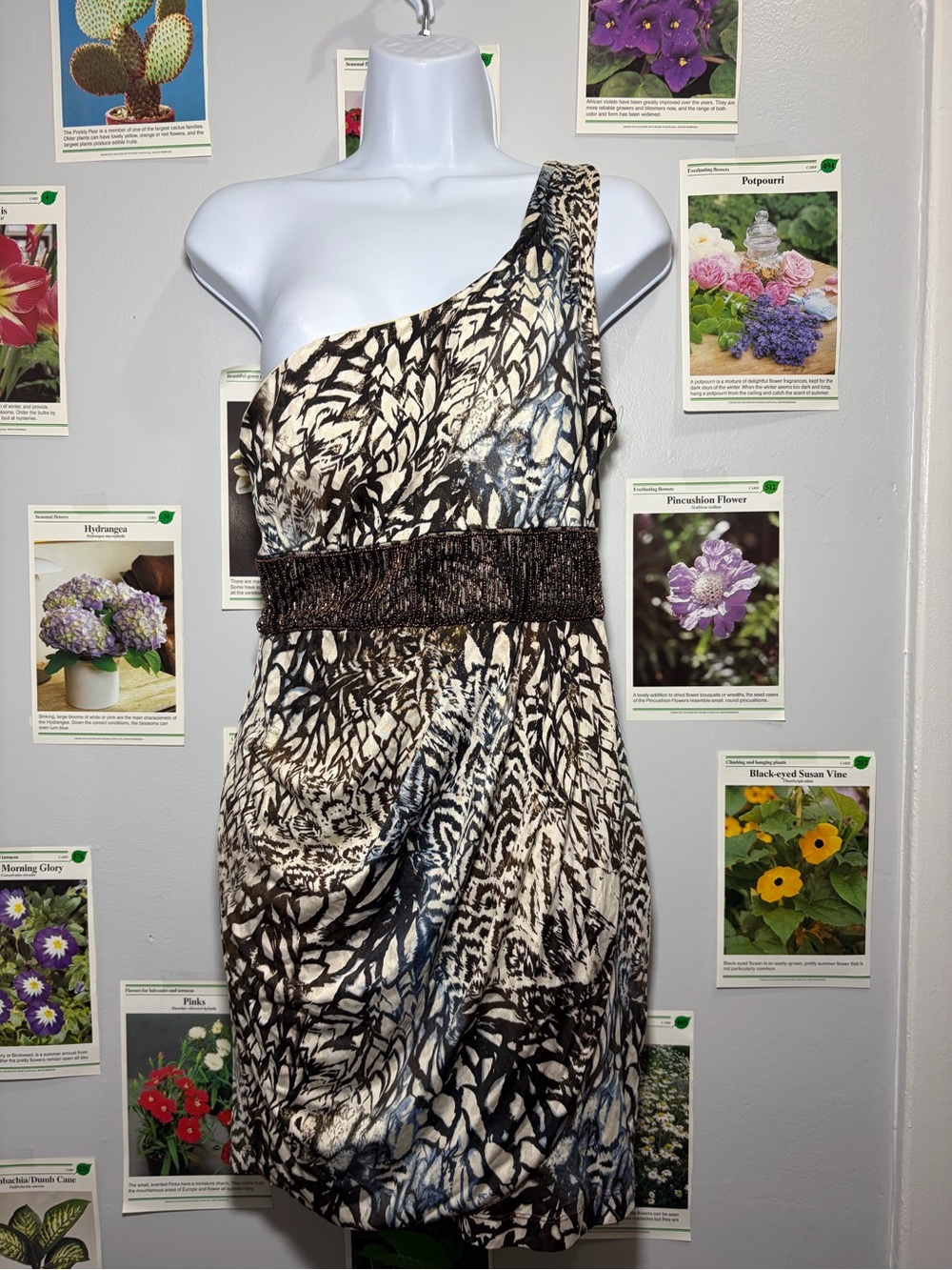 FRIENDS One-Shoulder Black and White Patterned Dress with Beaded Waist